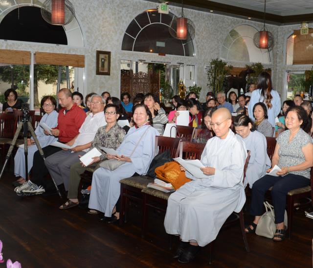 Hòa thượng Thích Thái Siêu thuyết giảng tại nhà hàng Saigon Kitchen, San Jose (Hoa Kỳ)