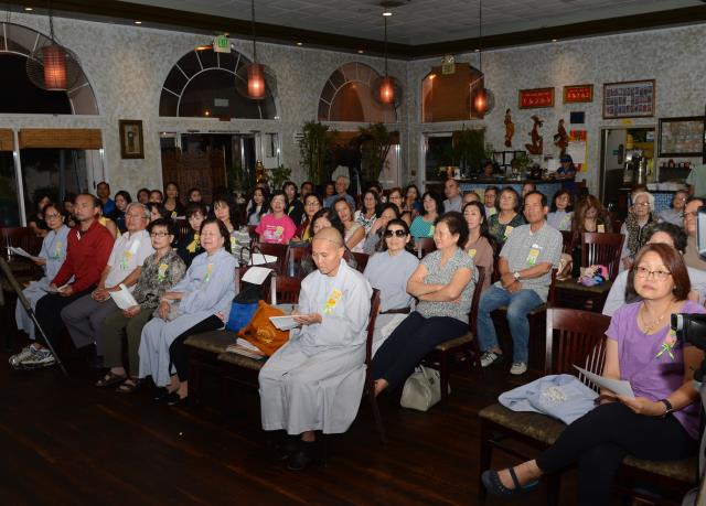 Hòa thượng Thích Thái Siêu thuyết giảng tại nhà hàng Saigon Kitchen, San Jose (Hoa Kỳ)