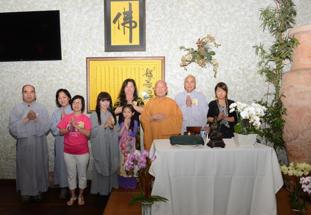 Hòa thượng Thích Thái Siêu thuyết giảng tại nhà hàng Saigon Kitchen, San Jose (Hoa Kỳ)