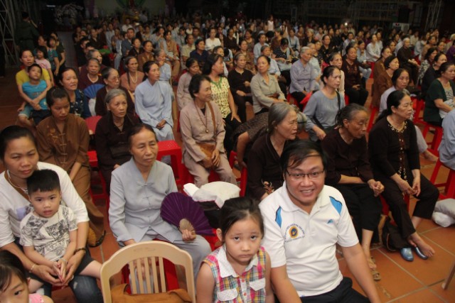 Thái Bình:  Gần 1000 Phật tử về chùa Từ Xuyên dự Đại lễ Vu Lan