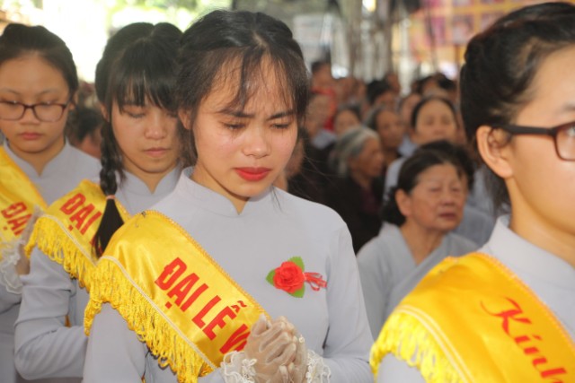 Thái Bình: Lễ hội bông hồng cài áo tại chùa Từ Xuyên