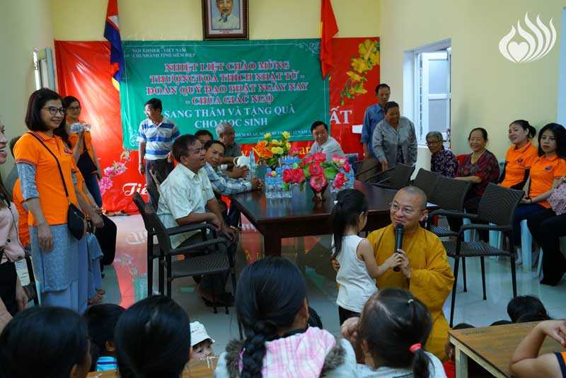 Tổng Kết Chương Trình  Quỹ Đạo Phật Ngày Nay Trao Tặng Yêu Thương Tại Biển Hồ - Campuchia (C184)