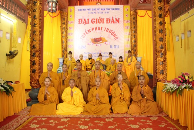 Thái Bình: 54 giới tử được thọ giới tại Đại giới đàn Thánh Long