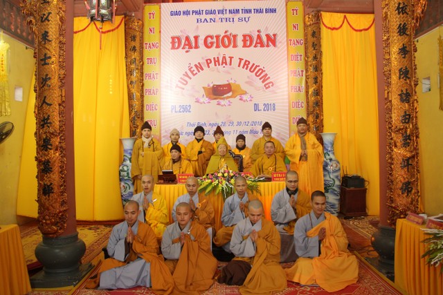 Thái Bình: 54 giới tử được thọ giới tại Đại giới đàn Thánh Long