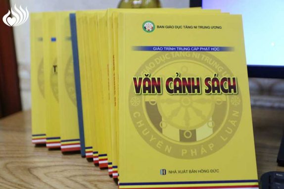 Tổng Kết Chương Trình  Ấn Tống Sách Giáo Khoa Cho 33 Trường Trung Cấp Phật Học - Gđ3 (C84-3)