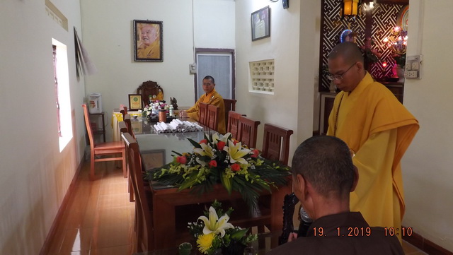 Khánh Hoà: Chùa Minh Đức tổ chức khóa tu cuối năm và tặng quà Tết