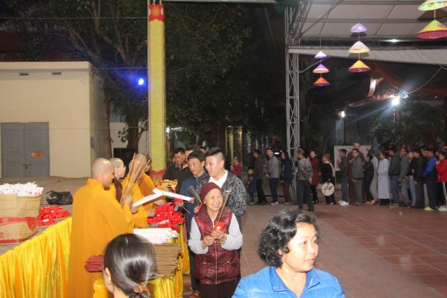 Thái Bình:Không khí đón Tết Kỷ Hợi tại chùa Từ Xuyên