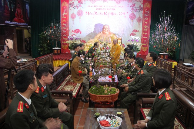 Thái Bình:Không khí đón Tết Kỷ Hợi tại chùa Từ Xuyên