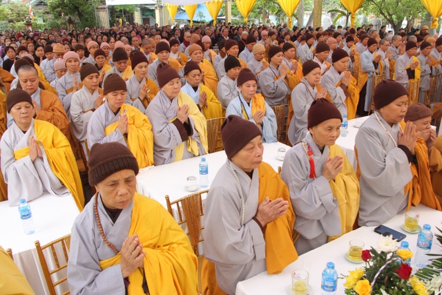 Trang nghiêm lễ tưởng niệm Thánh Tổ Kiều Đàm Di