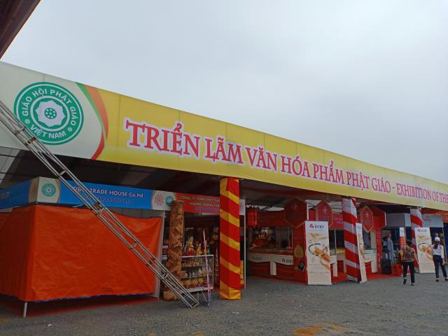 TT Trưởng Ban VHTW GHPGVN: Thăm khu triễn lãm hội chợ VHPG trước ngày khai mạc