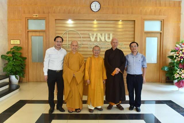Phó Thủ tướng Chính phủ Vũ Đức Đam tham dự và phát biểu tại Hội thảo “Dự án kinh điển phương Đông”