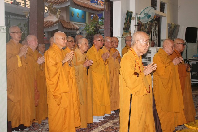 TP.Hồ Chí Minh: Lễ nhập kim quan Ni trưởng Thích Nữ Như Châu