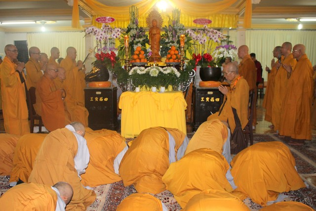 TP.Hồ Chí Minh: Lễ nhập kim quan Ni trưởng Thích Nữ Như Châu