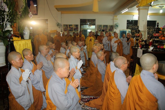 TP.Hồ Chí Minh: Lễ nhập kim quan Ni trưởng Thích Nữ Như Châu