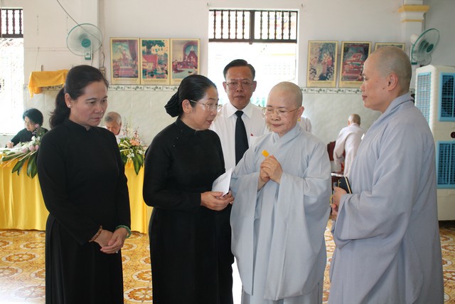 TP. Hồ Chí Minh:  Các phái đoàn viếng tang lễ Ni trưởng Thích Nữ Như Châu – Sáng ngày 3-5-2019