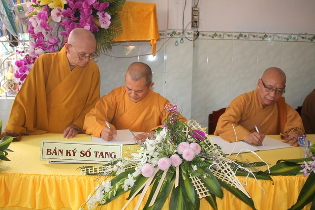TP.Hồ Chí Minh: Các phái đoàn viếng lễ tang Ni trưởng Thích Nữ Như Châu Chiều ngày 04/05/2019 (30/03 Kỷ Hợi)