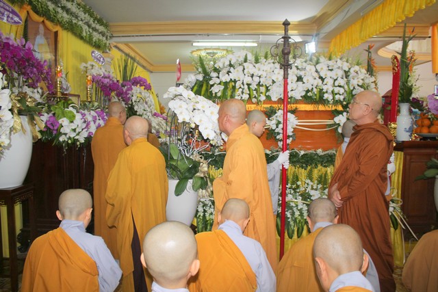 TP.Hồ Chí Minh: Các phái đoàn viếng lễ tang Ni trưởng Thích Nữ Như Châu Chiều ngày 04/05/2019 (30/03 Kỷ Hợi)