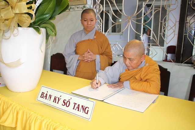 TP.Hồ Chí Minh: Các phái đoàn viếng lễ tang Ni trưởng Thích Nữ Như Châu Chiều ngày 04/05/2019 (30/03 Kỷ Hợi)