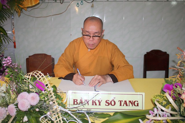 TP.Hồ Chí Minh: Các phái đoàn viếng lễ tang Ni trưởng Thích Nữ Như Châu Chiều ngày 04/05/2019 (30/03 Kỷ Hợi)