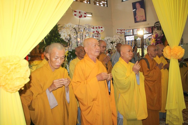 TP.Hồ Chí Minh: Các phái đoàn viếng lễ tang Ni trưởng Thích Nữ Như Châu Chiều ngày 04/05/2019 (30/03 Kỷ Hợi)