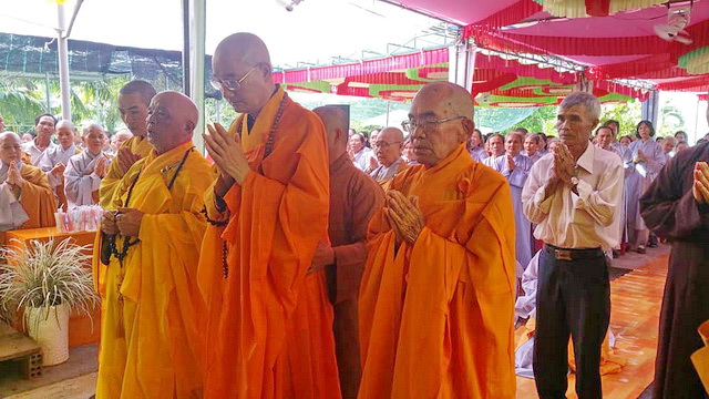 Khánh Hòa: Lễ đặt đá xây dựng chánh điện chùa Linh Bửu