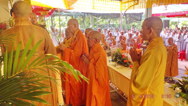 Khánh Hòa: Lễ đặt đá xây dựng chánh điện chùa Linh Bửu