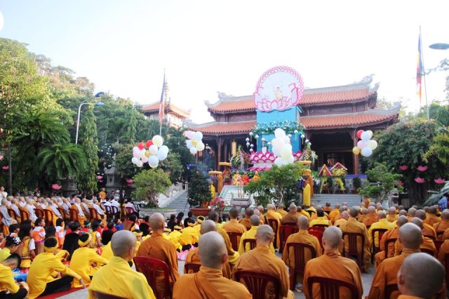 Khánh Hòa: Trang nghiêm Đại lễ Phật đản Liên Hợp quốc Vesak 2019  tại chùa sắc tứ Long Sơn