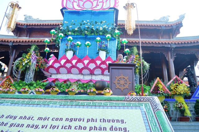 Khánh Hòa: Trang nghiêm Đại lễ Phật đản Liên Hợp quốc Vesak 2019  tại chùa sắc tứ Long Sơn