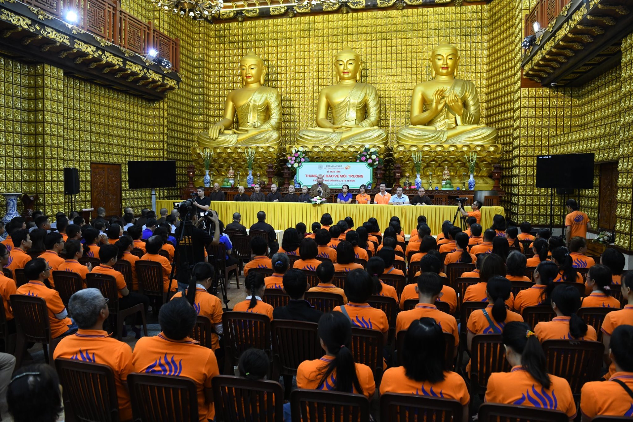 Tổng Kết Chương Trình Trao Tặng Thùng Rác Bảo Vệ Môi Trường Cho Phường 3, Quận 10 (C218)
