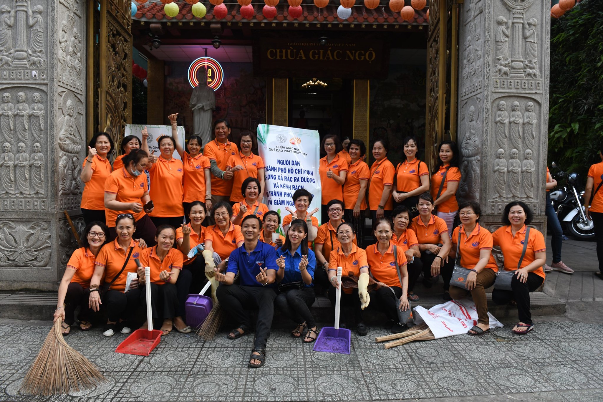 Tổng Kết Chương Trình Trao Tặng Thùng Rác Bảo Vệ Môi Trường Cho Phường 3, Quận 10 (C218)