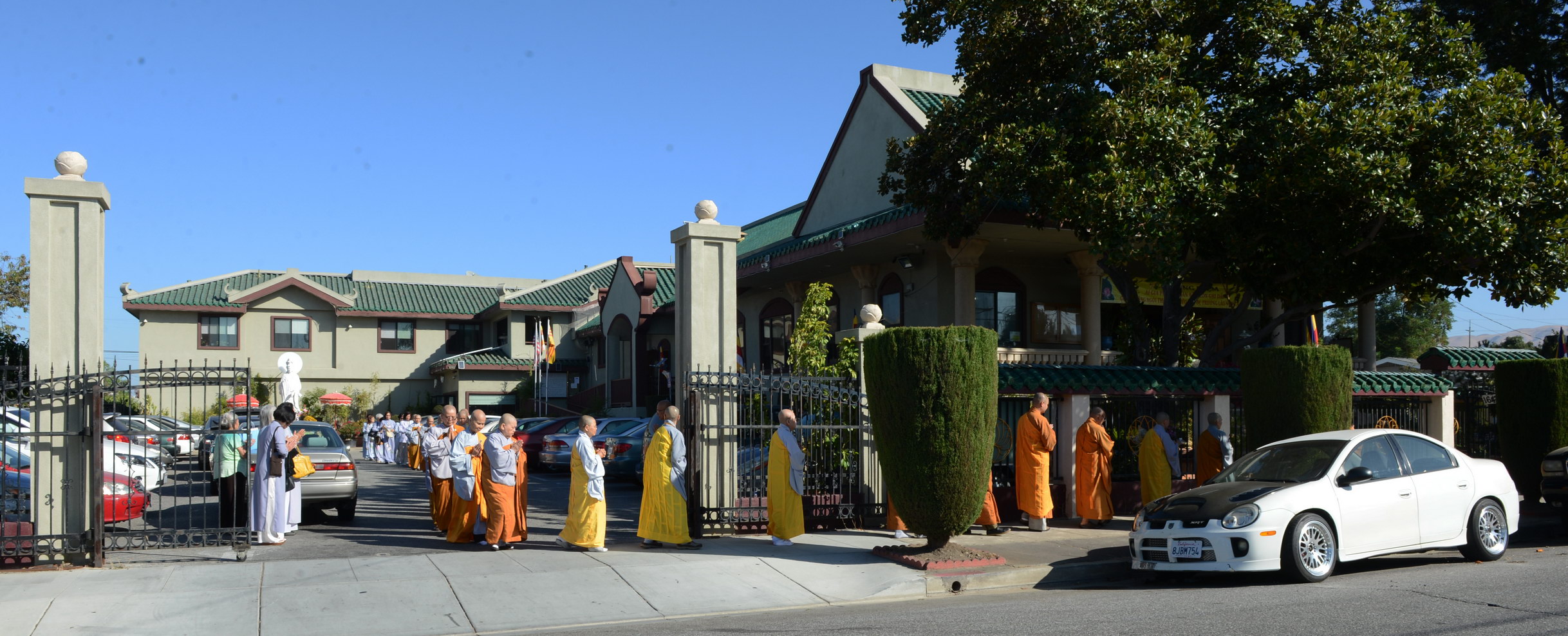 Lễ Tưởng Niệm Sơ Tổ Ni Kiều Đàm Di  Lần Đầu Tiên Được Tổ Chức Tại California, Hoa Kỳ