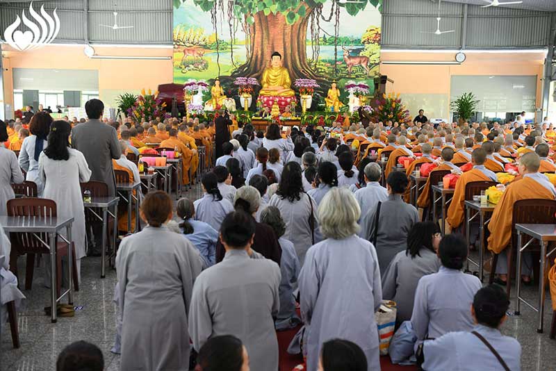 Tổng Kết Chương Trình  Cúng Dường Trường Hạ Học Viện Phật Giáo Việt Nam  (Cs Lê Minh Xuân) Lần 2 (C214)