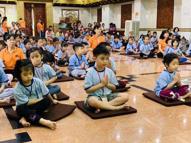 TP. HCM: Tổng Diễn Tập Lễ Rửa Chân Trong Khóa Tu Búp Sen Từ Bi Tại Chùa Giác Ngộ