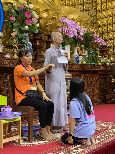 TP. HCM: Tổng Diễn Tập Lễ Rửa Chân Trong Khóa Tu Búp Sen Từ Bi Tại Chùa Giác Ngộ