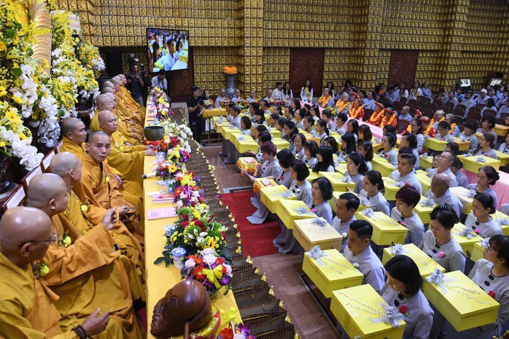 Chùa Giác Ngộ: Trang Nghiêm Đại Lễ Vu-Lan Báo Hiếu – Cúng Dường Pháp Y PL. 2563, DL. 2019