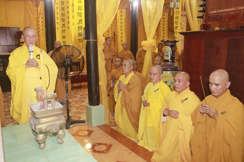 Đồng Tháp: Lễ nhập kim quan cố HT.Thích Thiện Năng