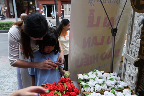 Tổng Kết Chương Trình Vu Lan Báo Hiếu Và Dâng Y Cúng Dường Trai Tăng Chùa Giác Ngộ (Pl.2563 - Dl. 2019) (C224)