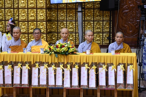 Tổng Kết Chương Trình Vu Lan Báo Hiếu Và Dâng Y Cúng Dường Trai Tăng Chùa Giác Ngộ (Pl.2563 - Dl. 2019) (C224)