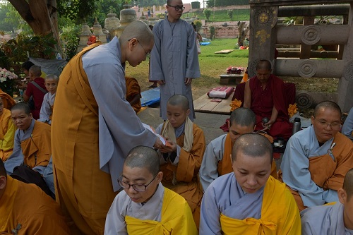 Tổng Kết Chương Trình  Cúng Dường Tăng Ni Du Học Và Từ Thiện Ấn Độ (C234)