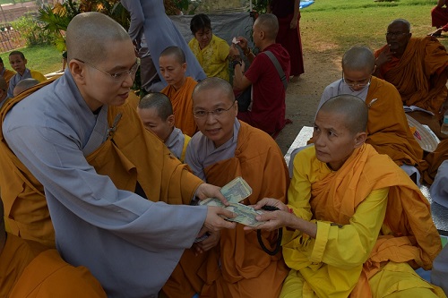 Tổng Kết Chương Trình  Cúng Dường Tăng Ni Du Học Và Từ Thiện Ấn Độ (C234)