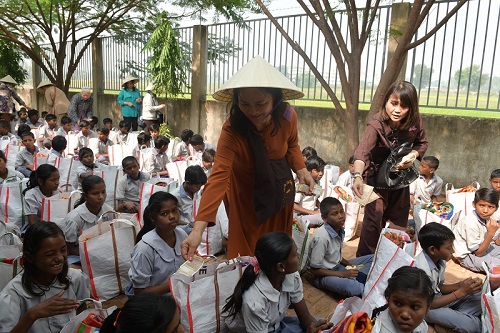 Tổng Kết Chương Trình  Cúng Dường Tăng Ni Du Học Và Từ Thiện Ấn Độ (C234)