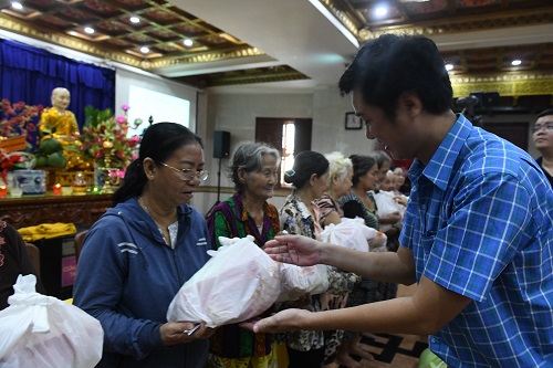 Tổng Kết Chương Trình Vu Lan Báo Hiếu Và Dâng Y Cúng Dường Trai Tăng Chùa Giác Ngộ (Pl.2563 - Dl. 2019) (C224)