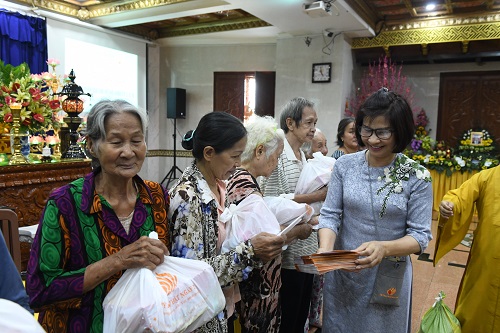 Tổng Kết Chương Trình Vu Lan Báo Hiếu Và Dâng Y Cúng Dường Trai Tăng Chùa Giác Ngộ (Pl.2563 - Dl. 2019) (C224)