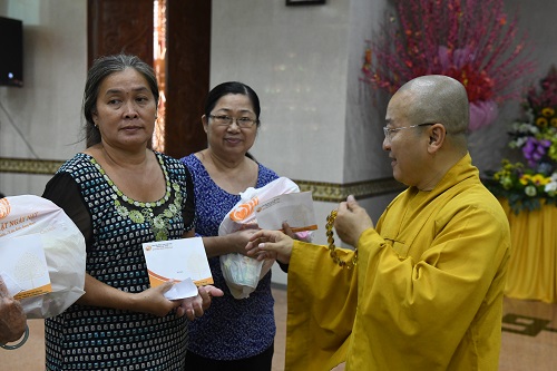 Tổng Kết Chương Trình Vu Lan Báo Hiếu Và Dâng Y Cúng Dường Trai Tăng Chùa Giác Ngộ (Pl.2563 - Dl. 2019) (C224)