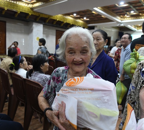 Tổng Kết Chương Trình Vu Lan Báo Hiếu Và Dâng Y Cúng Dường Trai Tăng Chùa Giác Ngộ (Pl.2563 - Dl. 2019) (C224)