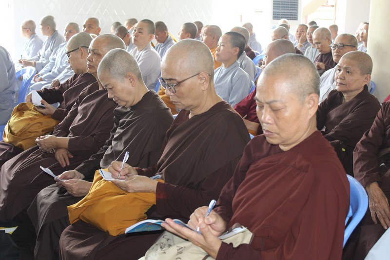 Đồng Nai:Ban tôn giáo - Trung Ương Giáo hội chia sẻ kinh nghiệm tại khóa bồi dưỡng NVHC và trụ trì