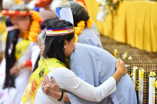 Tổng Kết Chương Trình Vu Lan Báo Hiếu Và Dâng Y Cúng Dường Trai Tăng Chùa Giác Ngộ (Pl.2563 - Dl. 2019) (C224)