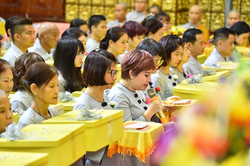 Tổng Kết Chương Trình Vu Lan Báo Hiếu Và Dâng Y Cúng Dường Trai Tăng Chùa Giác Ngộ (Pl.2563 - Dl. 2019) (C224)