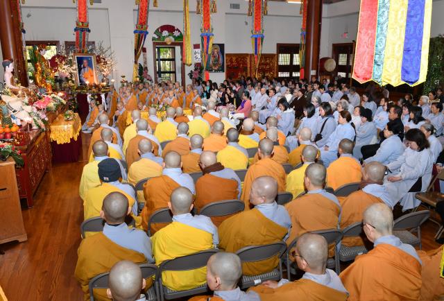 Chùa Đức Viên, San Jose (Hoa Kỳ) Tổ Chức Trang Nghiêm Lễ Tưởng Niệm Lần Thứ 21 Sư Bà Tọa Chủ Thích Đàm Lựu