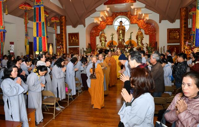 Chùa Đức Viên, San Jose (Hoa Kỳ) Tổ Chức Trang Nghiêm Lễ Tưởng Niệm Lần Thứ 21 Sư Bà Tọa Chủ Thích Đàm Lựu